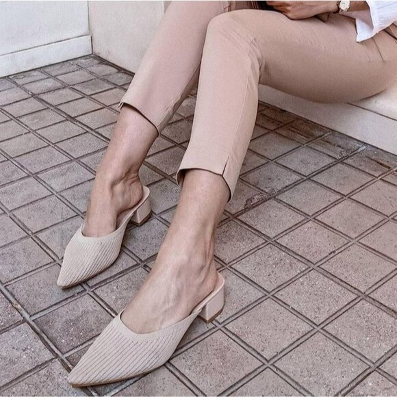 TIJN Shoes - Beige Pointed Toe Knitted Mules With Low Block Heel By TIJN Size 8